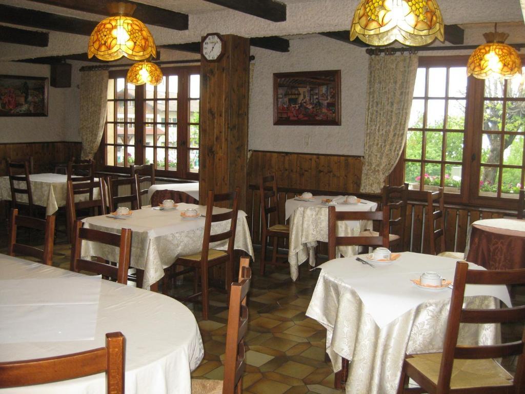 Hotel Les Pavillons Du Golf Évian-les-Bains Eksteriør billede